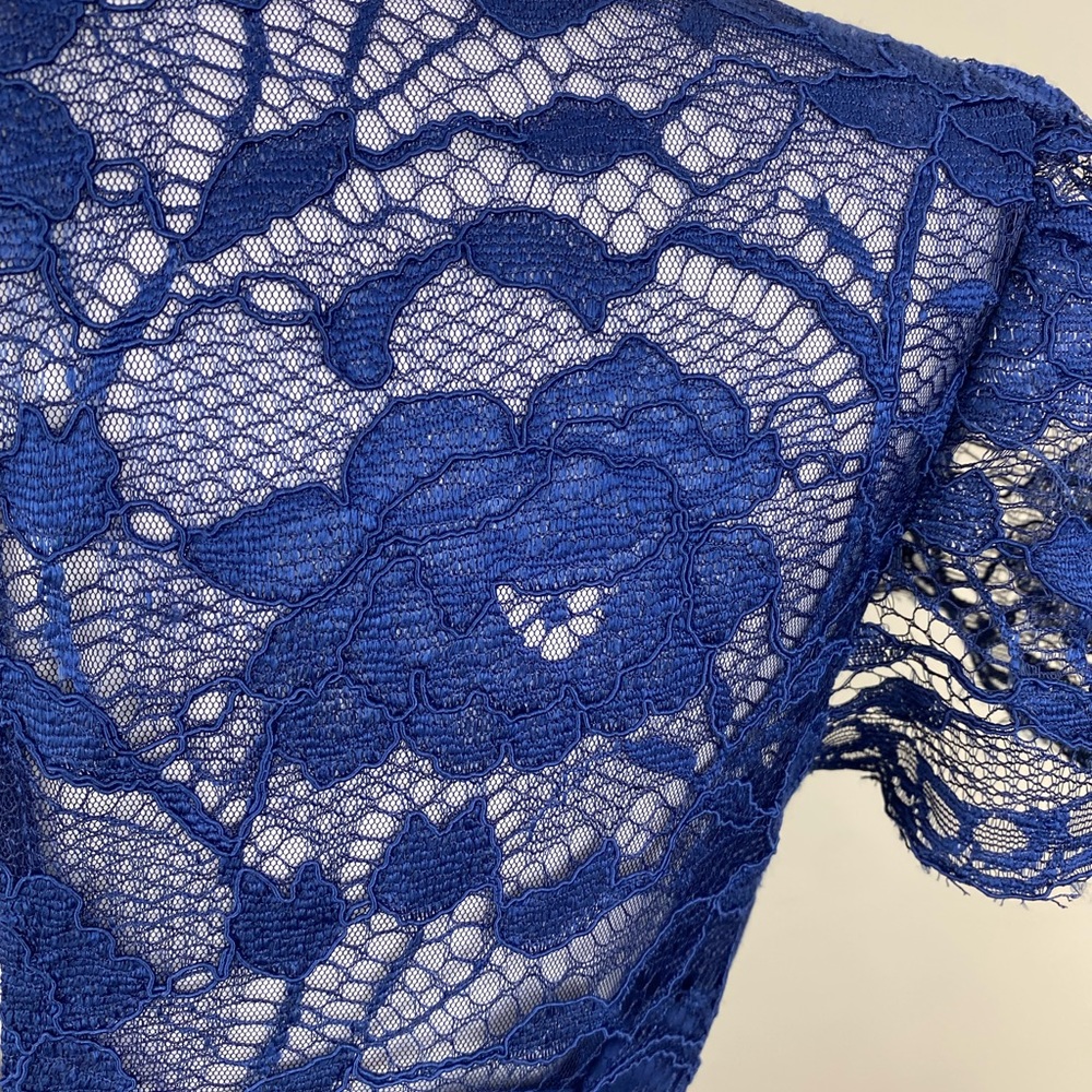 NWT’s Gal Meets Glam Women’s Eve Blue Lace Short Sleeve Ruffle Hem Dress size 8 - Picture 7 of 16